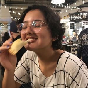 Meet your Posher, Lore